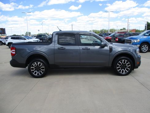 Used 2022 Ford Maverick Lariat w/ Lariat Luxury Package FWD image 10