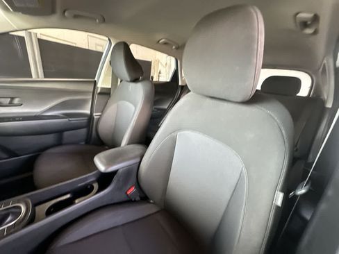 Used 2024 Hyundai Kona SE FWD image 14