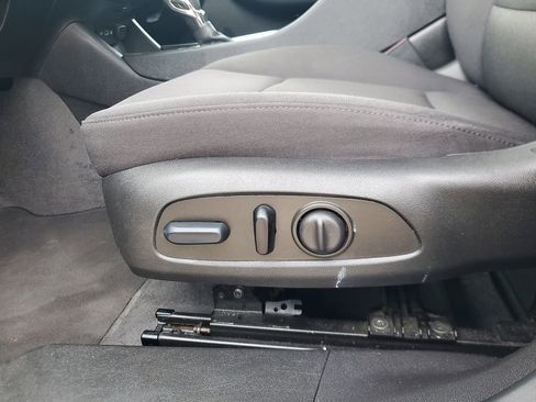 Used 2023 Chevrolet Malibu LT image 13
