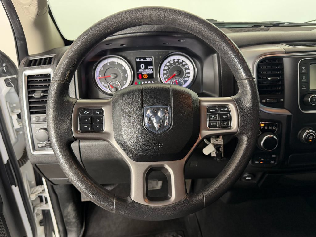 Used 2021 RAM 1500 Classic SLT AWD/4WD image 12