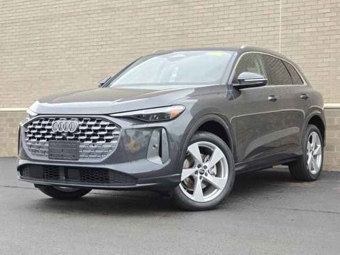 New 2025 Audi Q5 Premium Plus w/ Premium Plus image 2