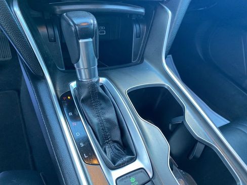 Used 2022 Honda Accord EX-L image 27