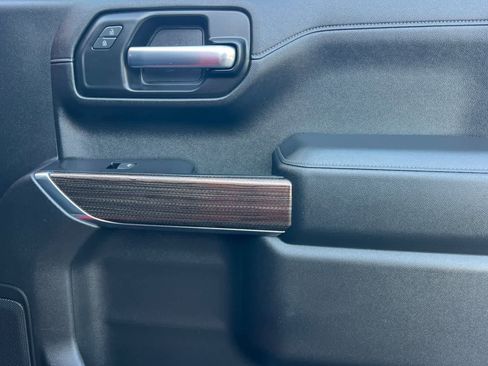 Used 2020 Chevrolet Silverado 1500 LT w/ Texas Edition image 20