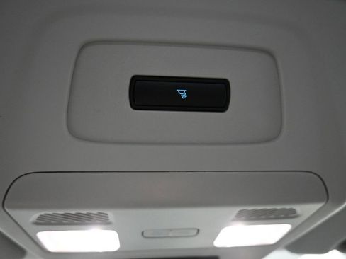 New 2025 Ford Transit 150 Low Roof image 34