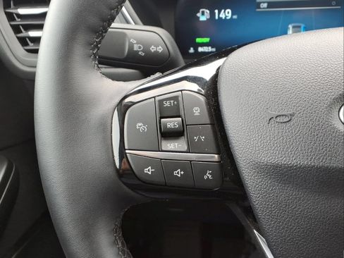Used 2025 Ford Escape Platinum FWD image 26