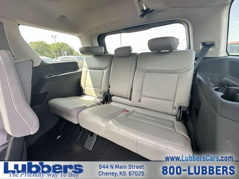 Used 2025 Ford Expedition Active AWD/4WD image 23