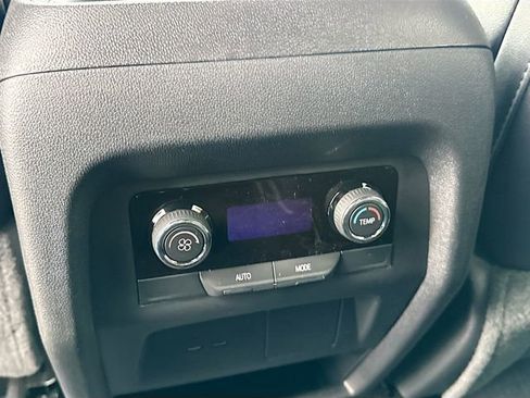 New 2026 Chevrolet Traverse LT w/ Midnight/Sport Edition image 26