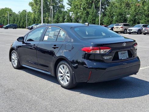 New 2026 Toyota Corolla LE FWD image 8