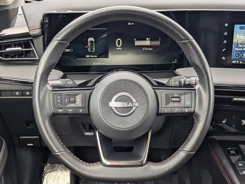 Certified 2025 Nissan Kicks SR w/ SR Premium Package FWD image 20