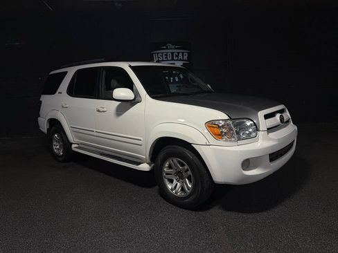 Used 2007 Toyota Sequoia SR5 AWD/4WD image 6