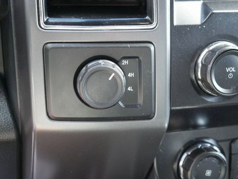 Used 2019 Ford F150 XLT w/ Equipment Group 302A Luxury image 21