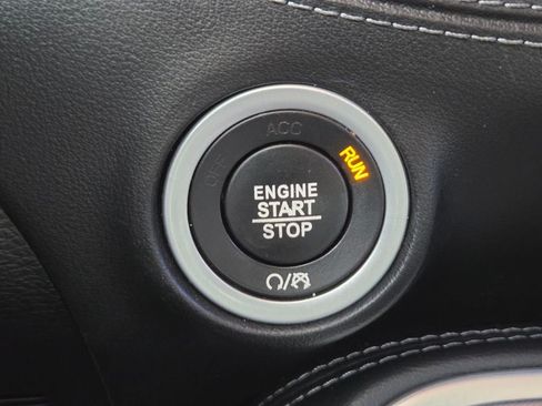 Used 2021 Dodge Challenger R/T Scat Pack RWD image 32