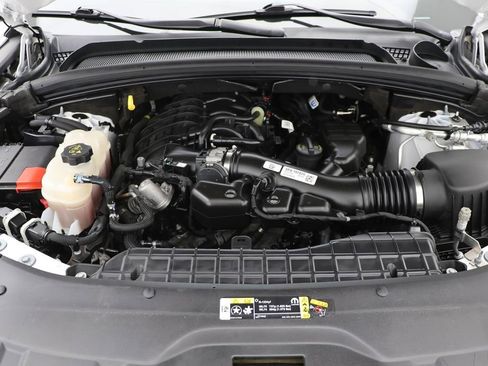 Used 2023 Jeep Grand Cherokee Limited AWD/4WD image 27