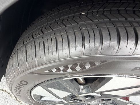 Used 2025 Hyundai Kona SEL FWD image 12