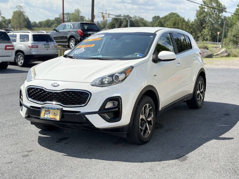 Used 2020 Kia Sportage LX AWD/4WD image 2