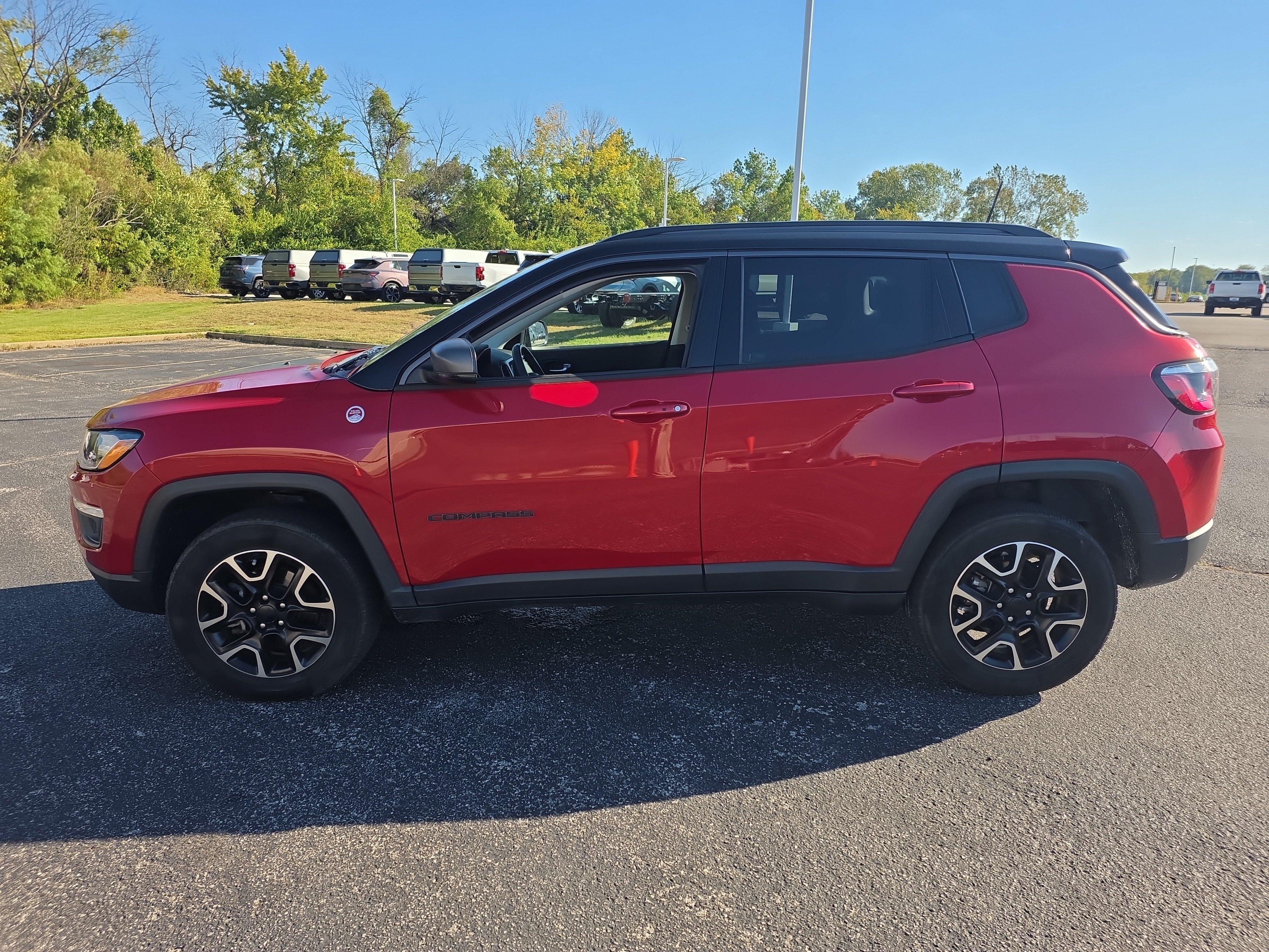 Used 2021 Jeep Compass Trailhawk AWD/4WD image 7