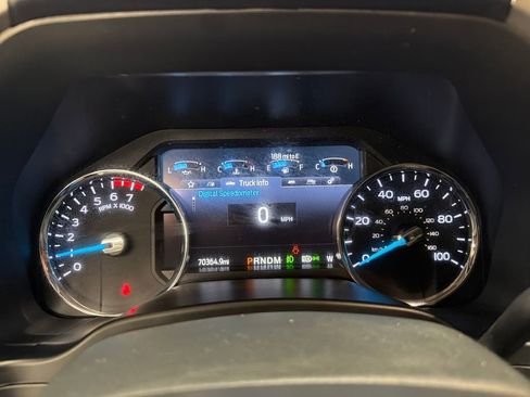 Used 2022 Ford F250 Lariat w/ Lariat Value Package AWD/4WD image 22
