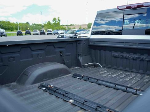 Used 2021 GMC Sierra 3500 Denali w/ Denali Ultimate Package AWD/4WD image 11