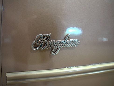 Used 1989 Cadillac Brougham image 28