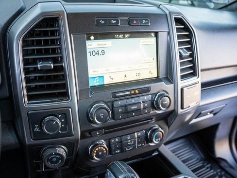 Used 2018 Ford F150 XLT w/ Equipment Group 302A Luxury image 21