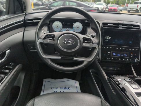 Certified 2023 Hyundai Tucson Limited AWD/4WD image 14