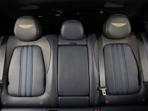 Used 2025 Aston Martin DBX 707 image 6