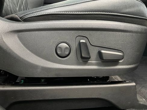 Used 2023 Kia Telluride EX X-Line image 27