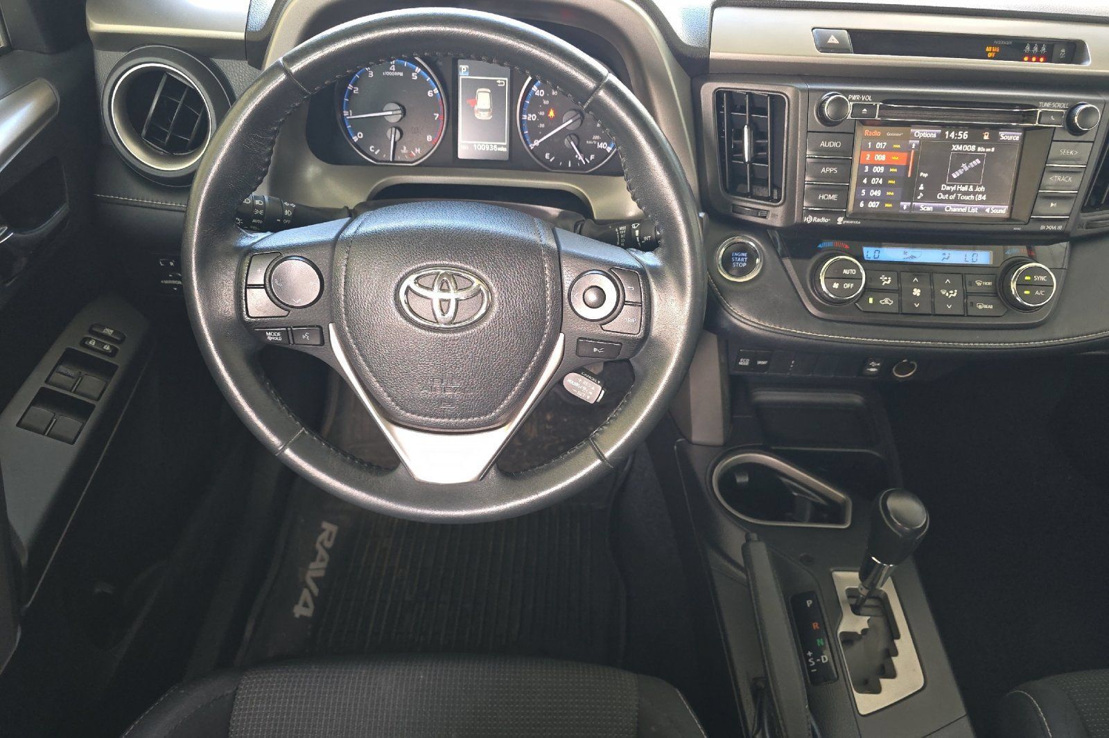 Used 2017 Toyota RAV4 XLE AWD/4WD image 11