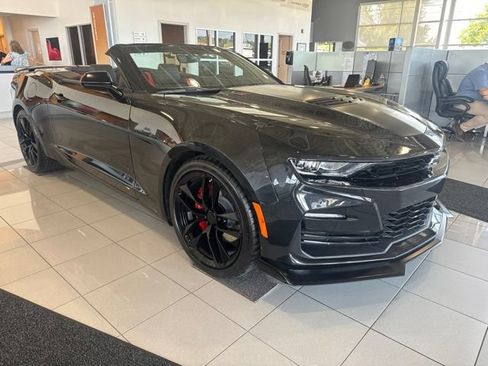 Used 2024 Chevrolet Camaro SS RWD image 7