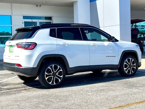 Used 2024 Jeep Compass Limited image 4