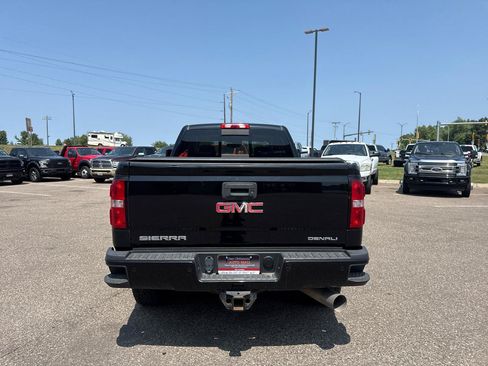 Used 2019 GMC Sierra 3500 Denali w/ Duramax Plus Package AWD/4WD image 4