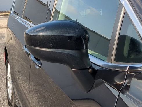 Used 2024 Chrysler Voyager LX image 12