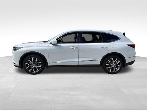 Used 2023 Acura MDX FWD w/ Technology Package image 4