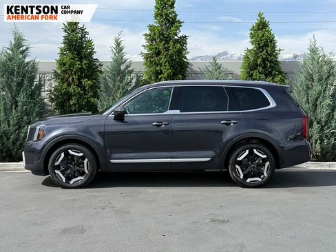 Used 2025 Kia Telluride S AWD/4WD image 4