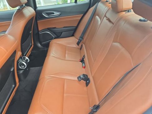 Used 2019 Alfa Romeo Giulia w/ Quick Order Package 22K Sport image 10