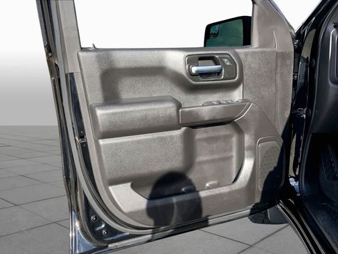Certified 2021 Chevrolet Silverado 1500 Custom RWD image 21
