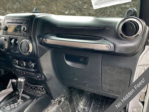 Used 2014 Jeep Wrangler Sport w/ Quick Order Package 24S AWD/4WD image 14