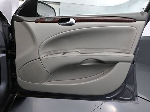 Used 2007 Buick Lucerne CXL w/ Luxury Package image 36