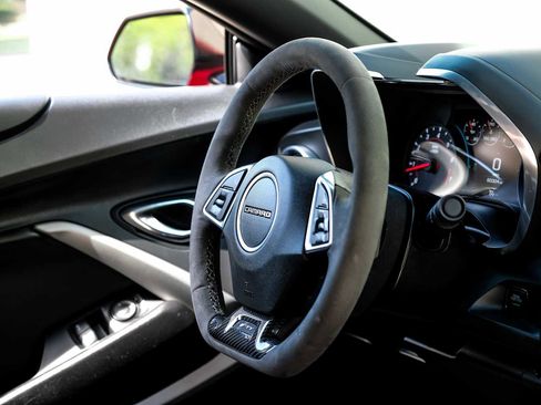 Used 2017 Chevrolet Camaro SS image 16