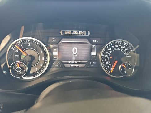 Used 2020 RAM 1500 Big Horn AWD/4WD image 2