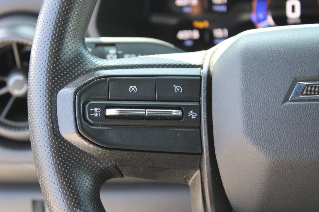 Used 2024 Chevrolet Colorado Trail Boss w/ LPO, Dark Essentials Package AWD/4WD image 24