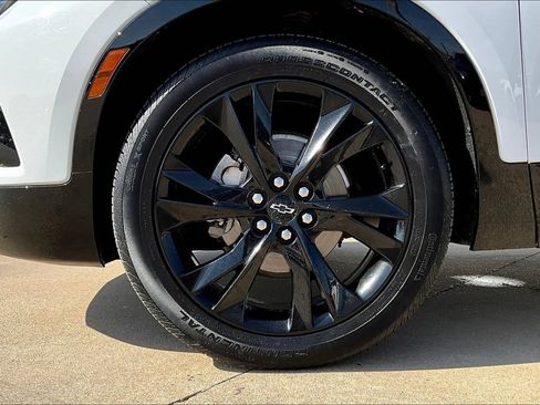 Used 2019 Chevrolet Blazer RS w/ Sun and Wheels Package FWD image 10
