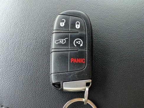 Used 2022 Jeep Grand Cherokee Limited RWD image 33