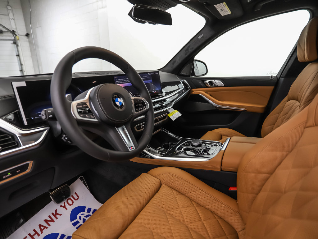 Used 2027 BMW X7 xDrive40i w/ M Sport Package AWD/4WD image 10