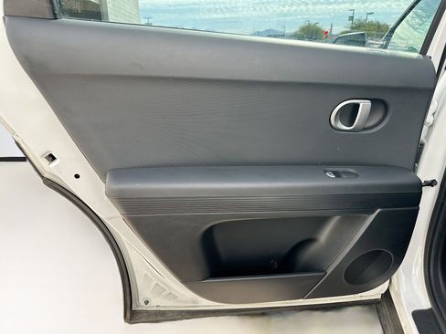 Used 2024 Hyundai Ioniq 5 SEL image 27