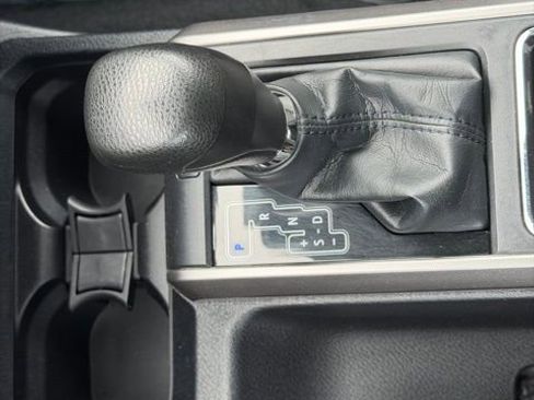 Used 2019 Toyota Tacoma SR5 image 15