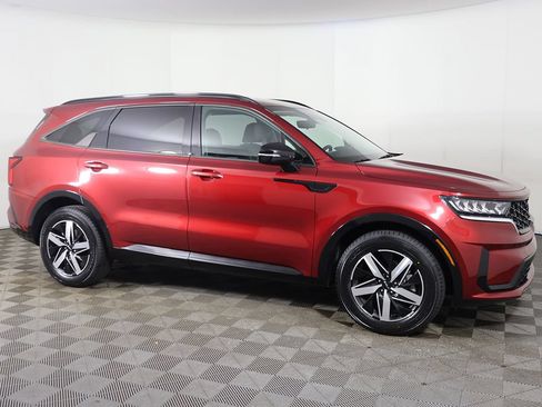 Used 2023 Kia Sorento S FWD image 19
