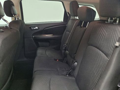 Used 2018 Dodge Journey SE FWD image 18
