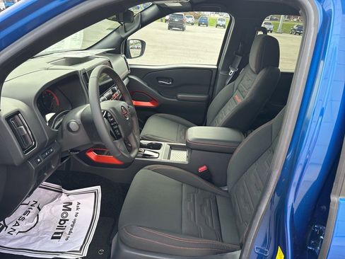 New 2025 Nissan Frontier PRO-4X w/ Tow Package image 19