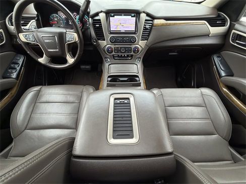 Used 2017 GMC Yukon Denali w/ Open Road Package image 11